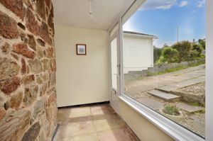 Photo 16- click for photo gallery